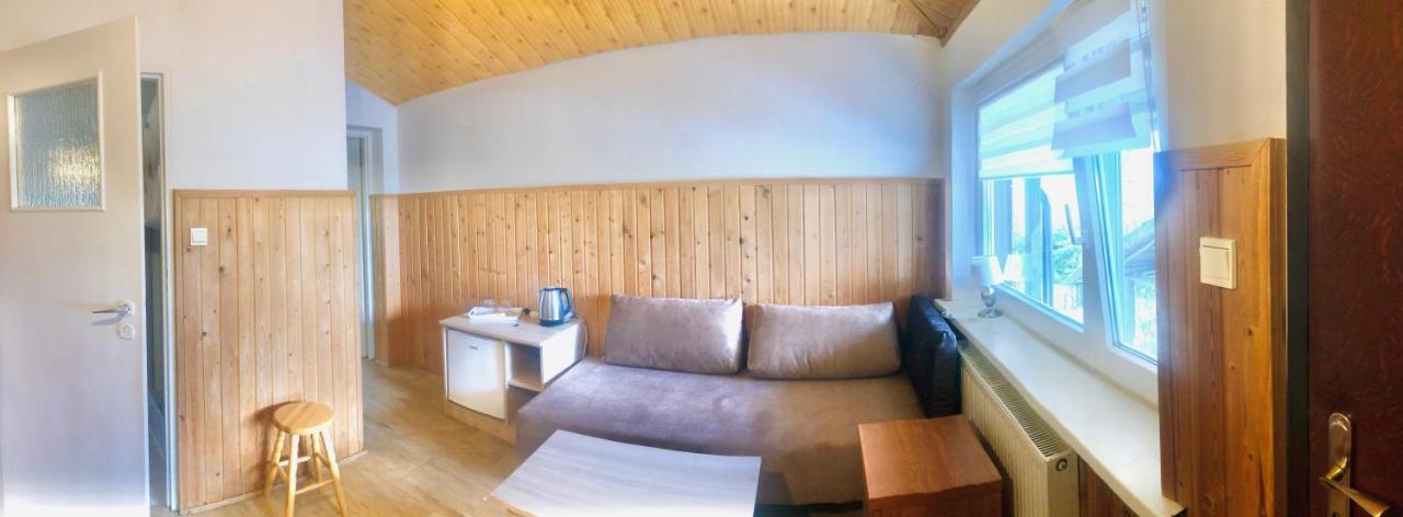 Gosciniec Nad Zalewem Hotell Kąty Rybackie Exteriör bild