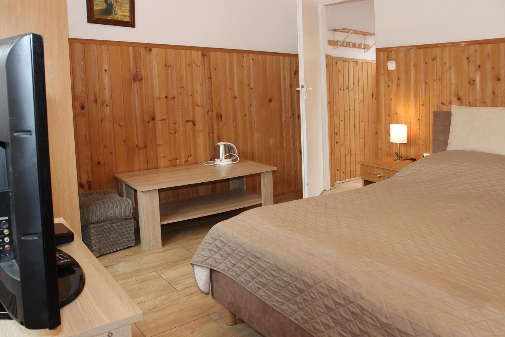 Gosciniec Nad Zalewem Hotell Kąty Rybackie Exteriör bild